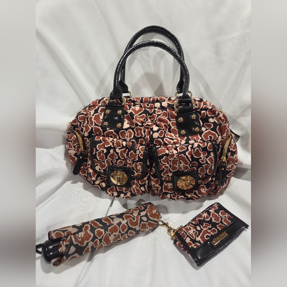 Franco Sarto Stylish Leopard Print Women's Bag Set